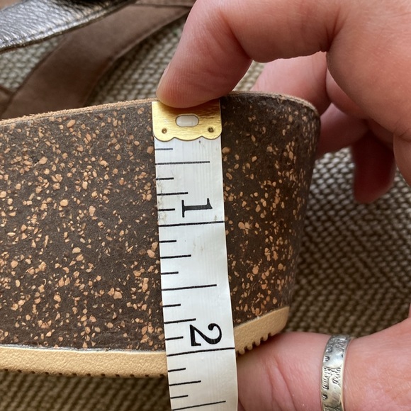 Dansko Metallic Leather Platform Wedge Sandal. 2 Inch Heel. Size 41, 10.5-11 US. - Picture 11 of 13